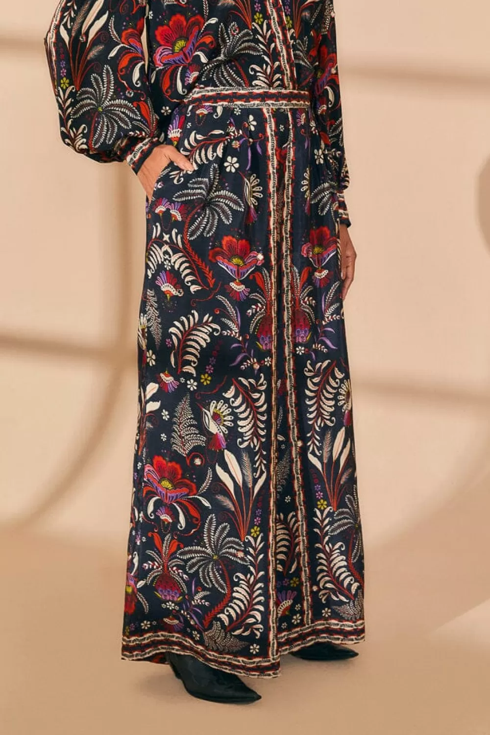 Black Classic Garden Mirror Trim Pants | FARM Rio Flash Sale