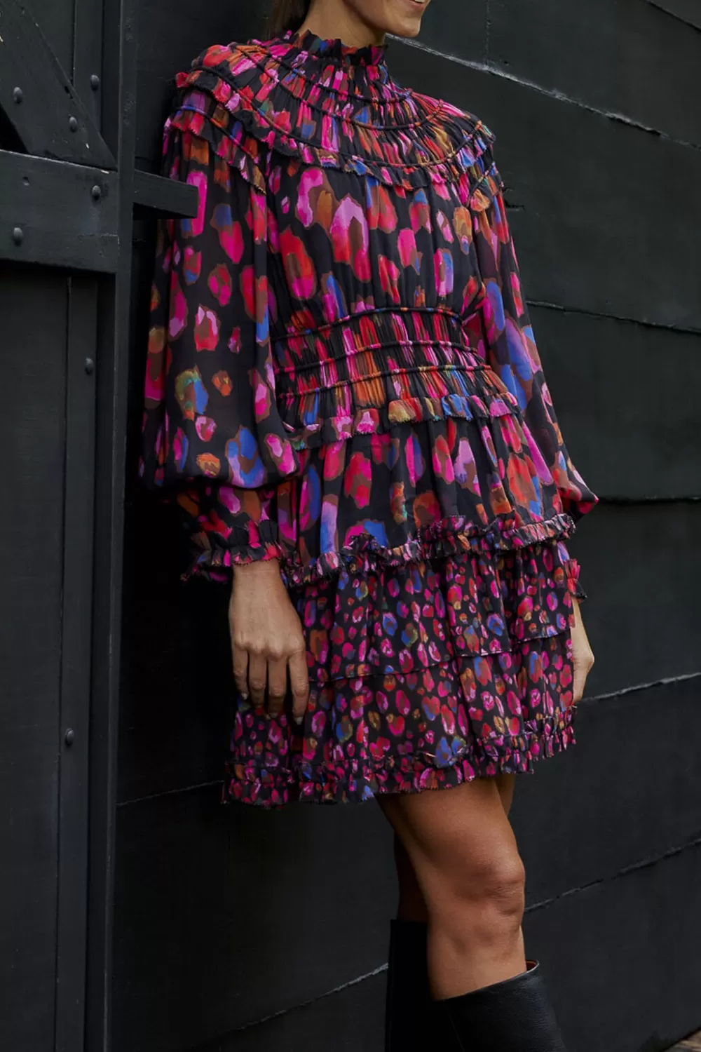 Black Iridescent Leopards Ruffle Mini Dress | FARM Rio Store