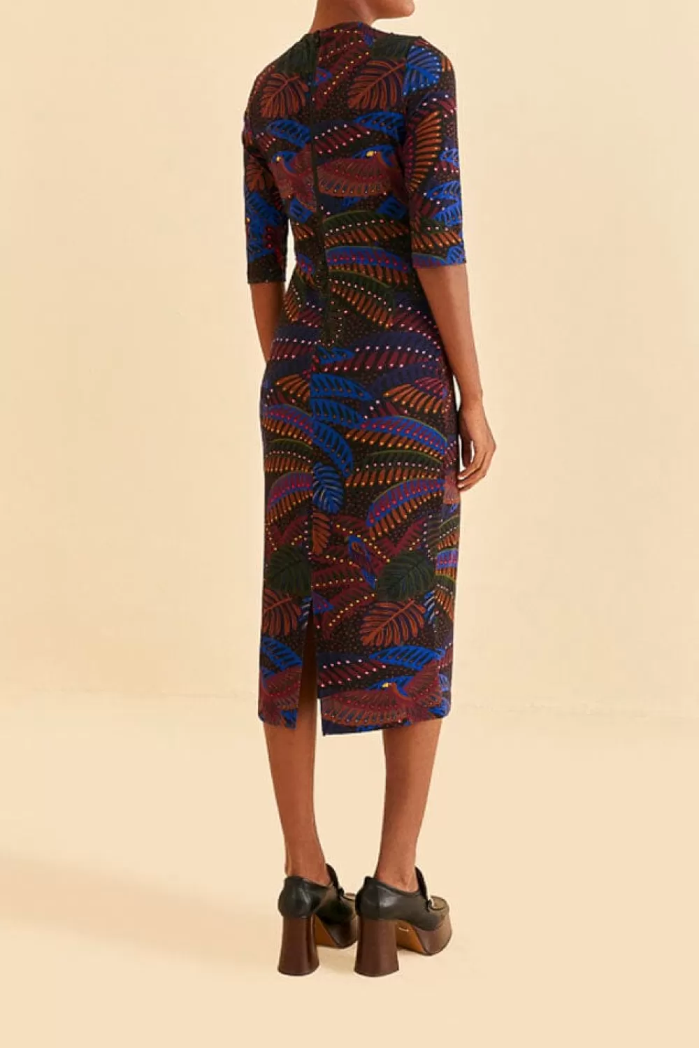 Black Midnight Island Short Sleeve Midi Dress | FARM Rio Fashion
