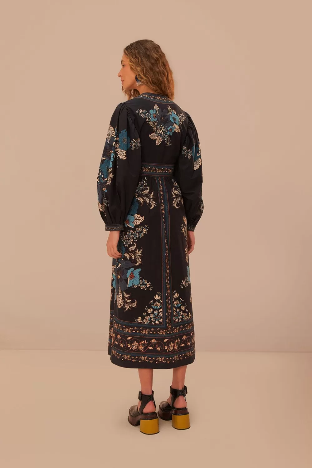 Blossom Tapestry Black Midi Dress | FARM Rio New