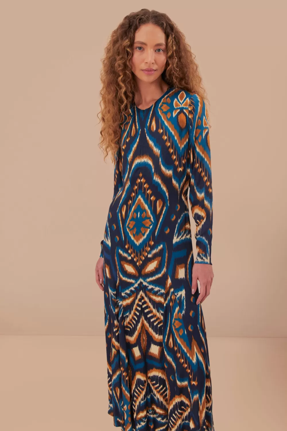 Blue Pineapple Ikat LENZING™ ECOVERO™ Viscose Maxi Dress | FARM Rio Hot