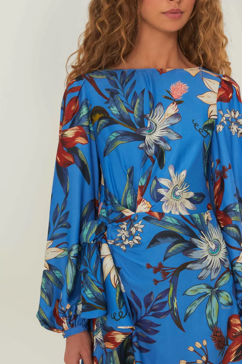 Blue Surreal Flowers Wrap LENZING™ ECOVERO™ Mini Dress | FARM Rio Online