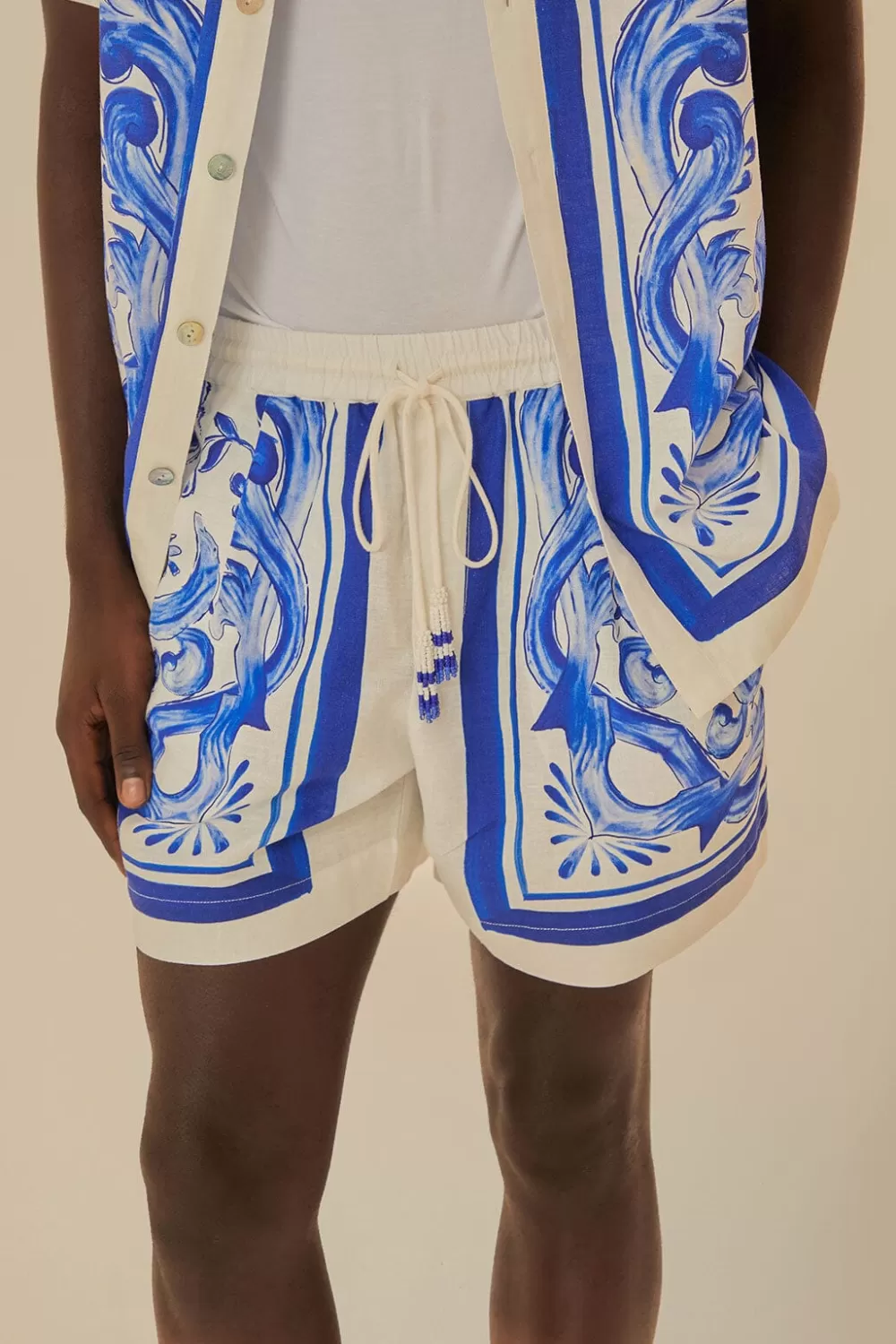 Garden Tiles Shorts | FARM Rio Shop