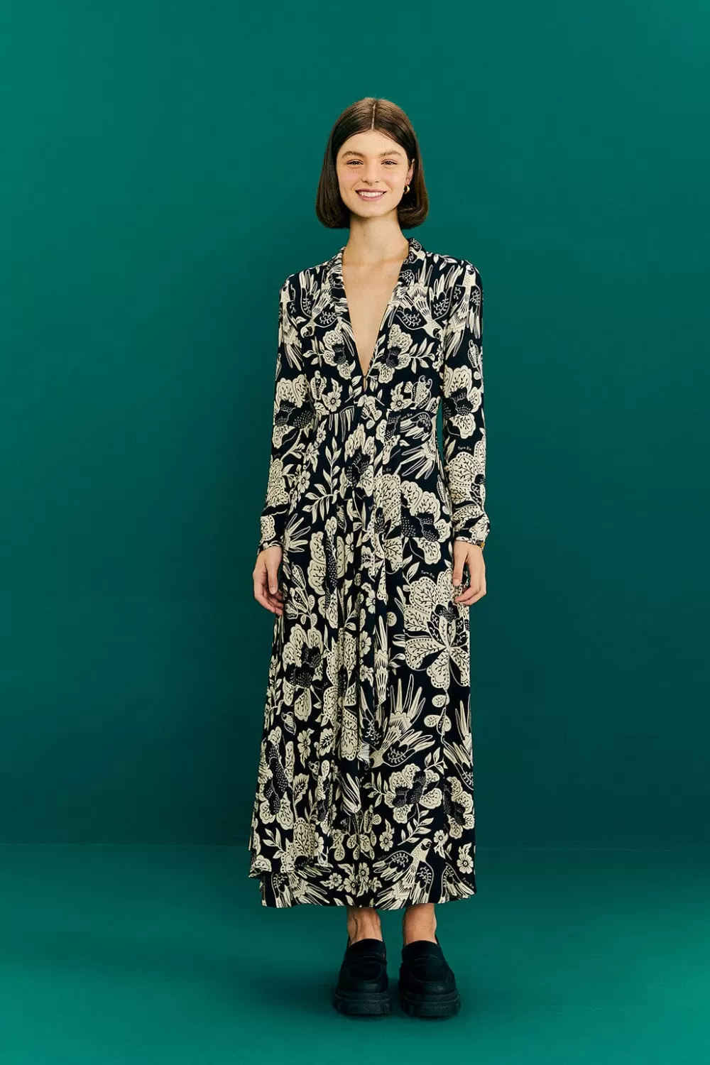 Graphic Floral Black Maxi Dress | FARM Rio Hot