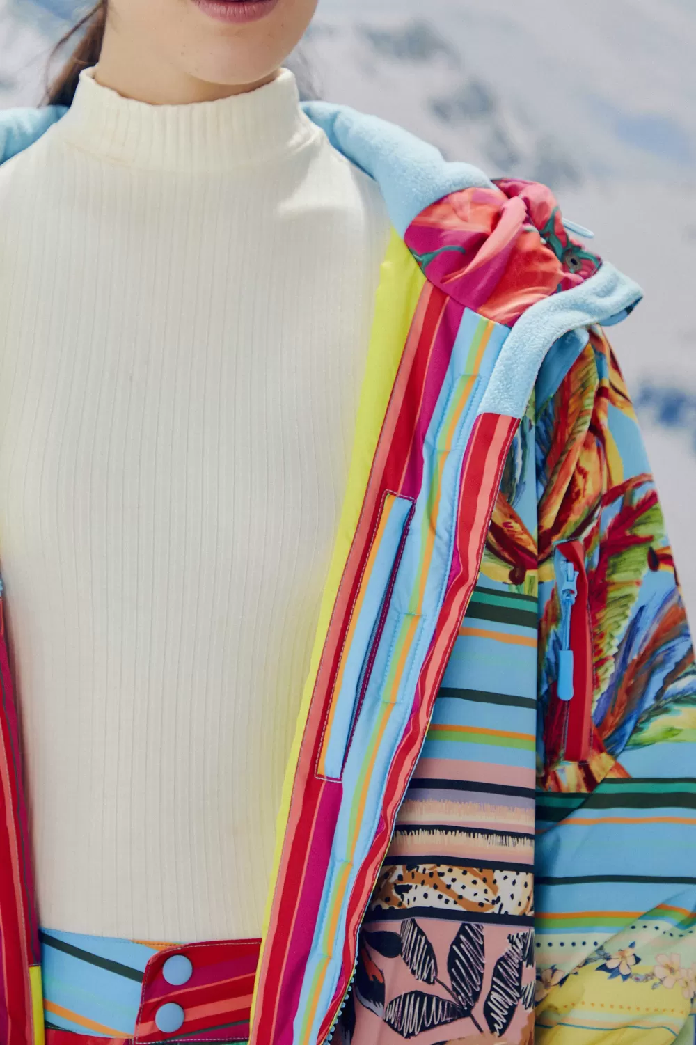 Mixed Scarves Ski Puffer Jacket | FARM Rio Store