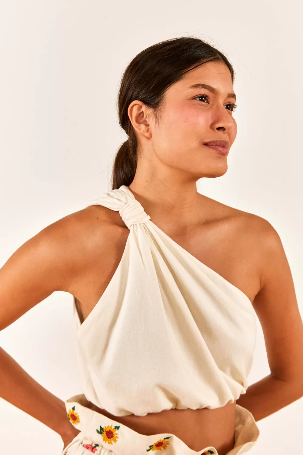 Off-White One-Shoulder Knot Top | FARM Rio Online