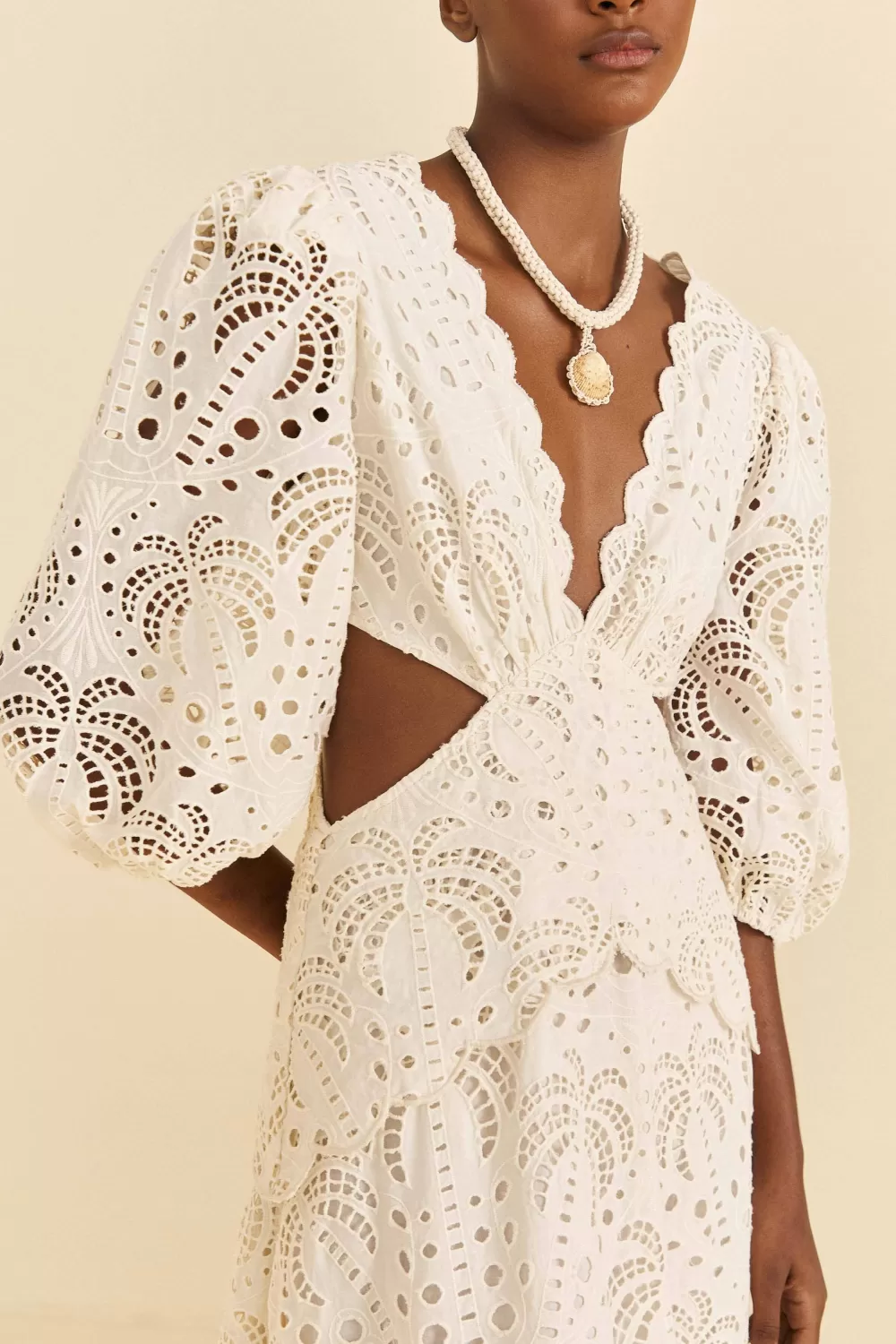 Off-White Richelieu Midi Dress | FARM Rio Discount