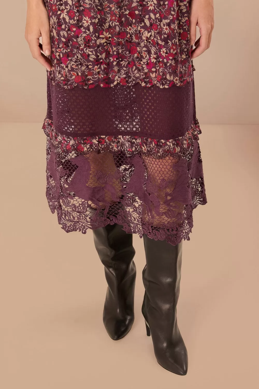 Purple Chelsea Garden Embroidered Lace Midi Dress | FARM Rio Online
