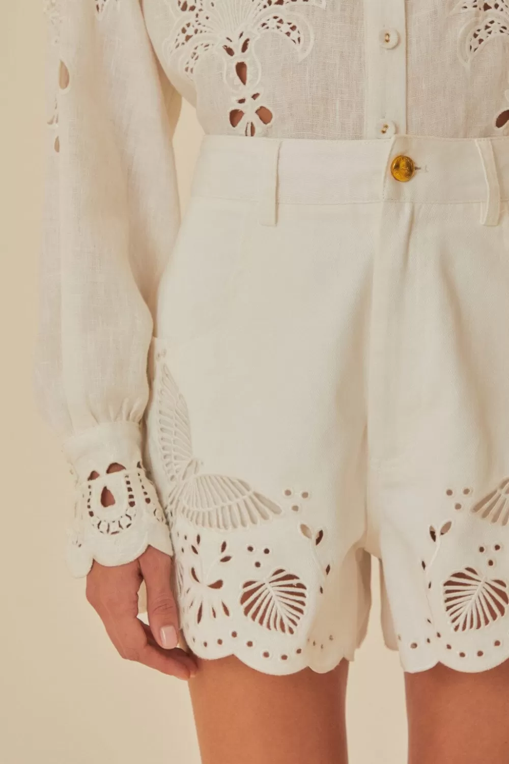 Richelieu Embroidered Shorts | FARM Rio Shop